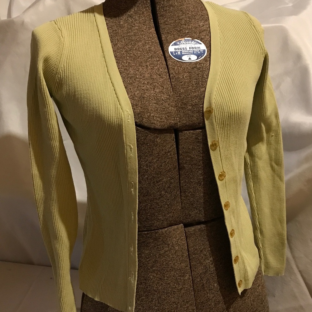 Sweaters - Picture 11 of 15